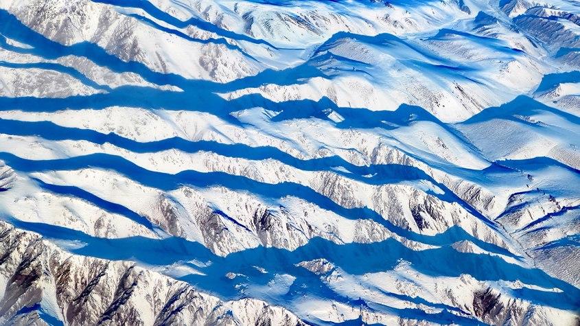 冬日天山展壯美風姿