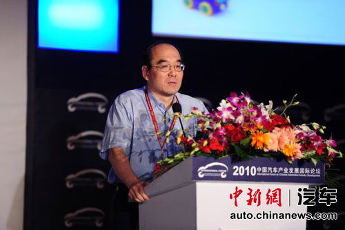 中國(guó)石化喬金樑:車(chē)用材料的發(fā)展趨勢(shì)是節(jié)能減排