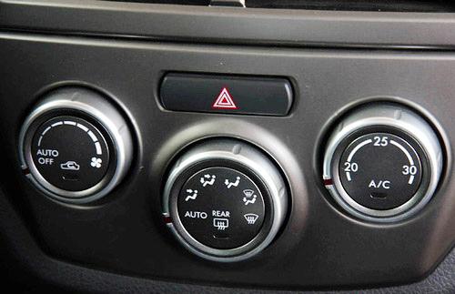 顛覆傳統(tǒng)/狂野不羈 試駕斯巴魯翼豹2.0R