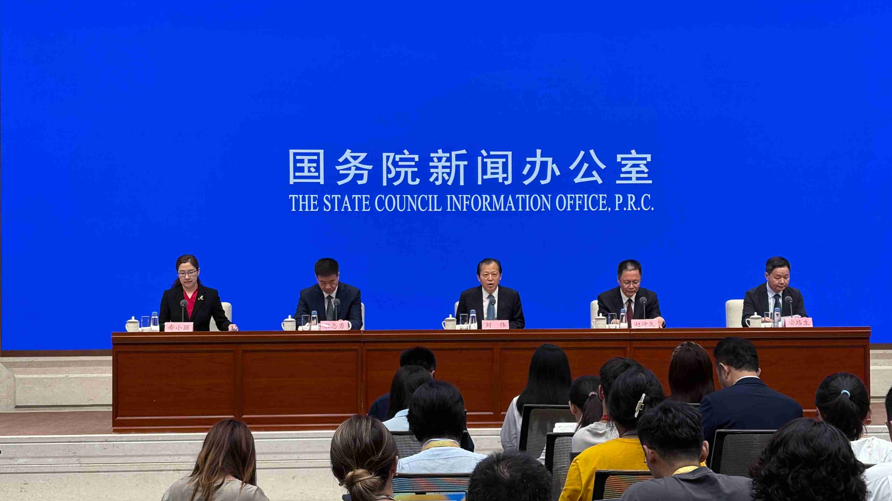 國新辦舉行“高質(zhì)量完成‘十四五’規(guī)劃”系列主題新聞發(fā)布會(huì)（交通運(yùn)輸部等）